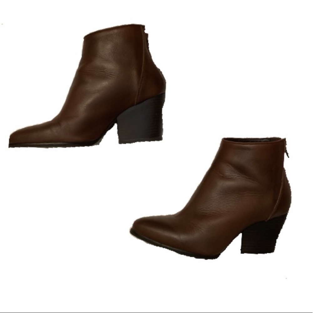 summit white mountain brown leather heeled booties